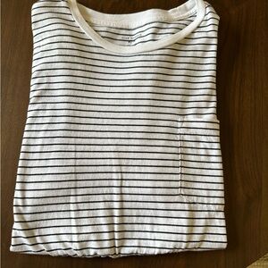 Men’s Club Monaco t shirt